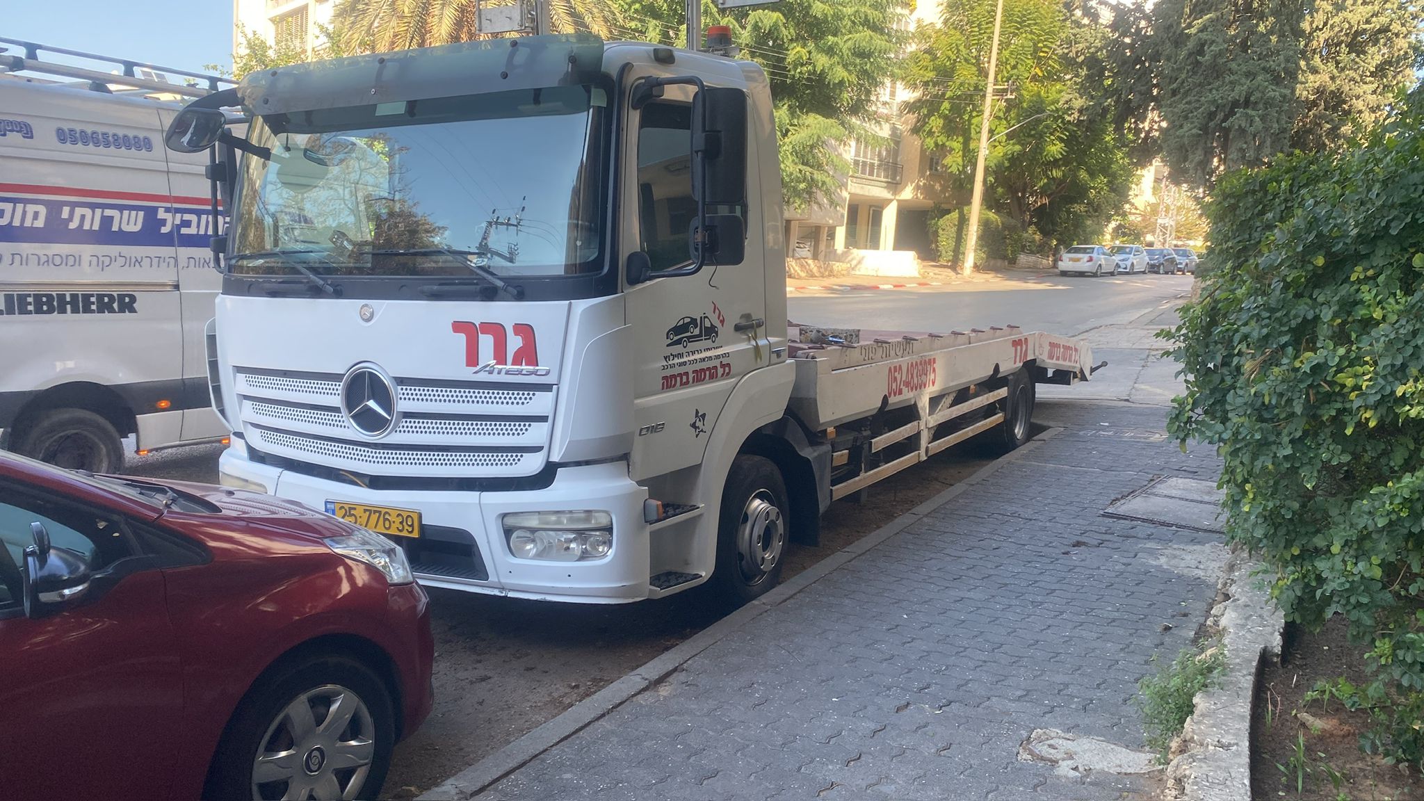 גרירת הרכב למוסך